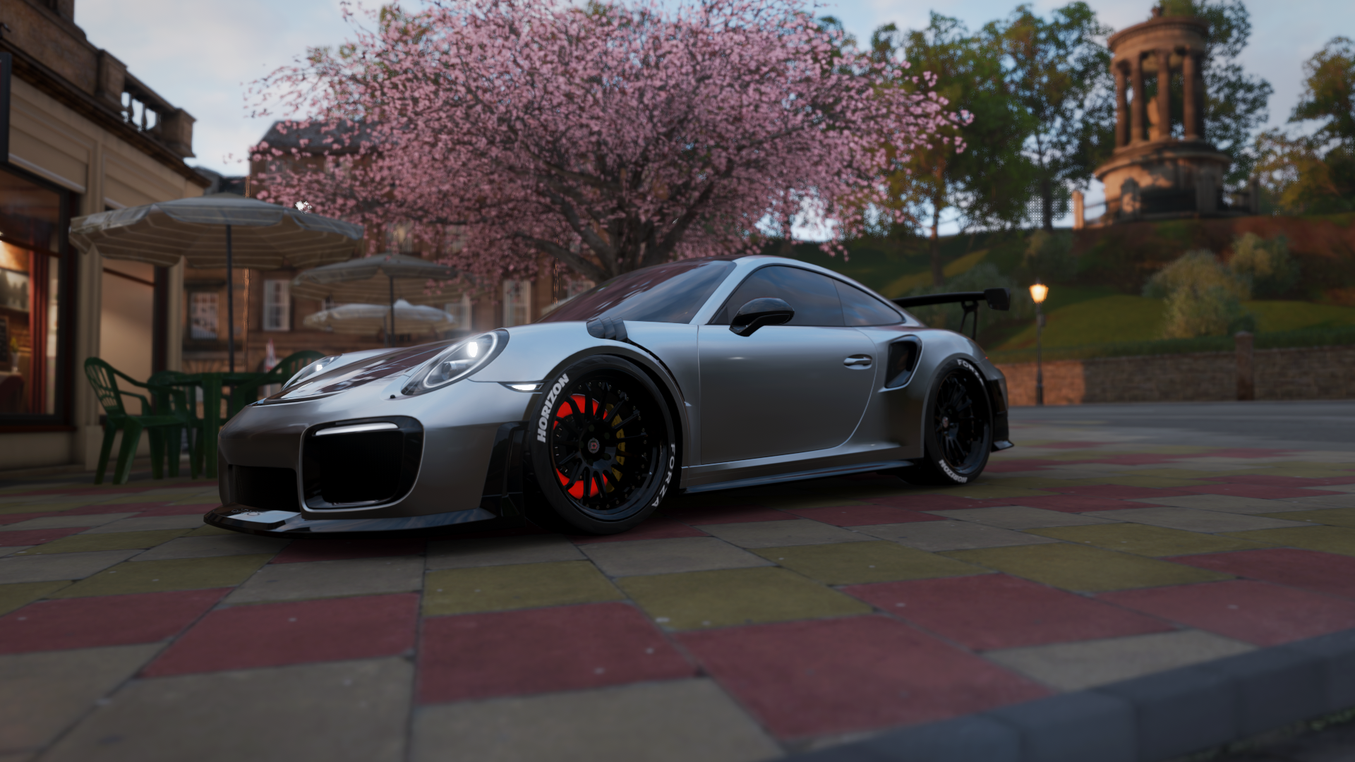 弱队在比赛中力挽狂澜,摘得一场胜利,弱队胜强队