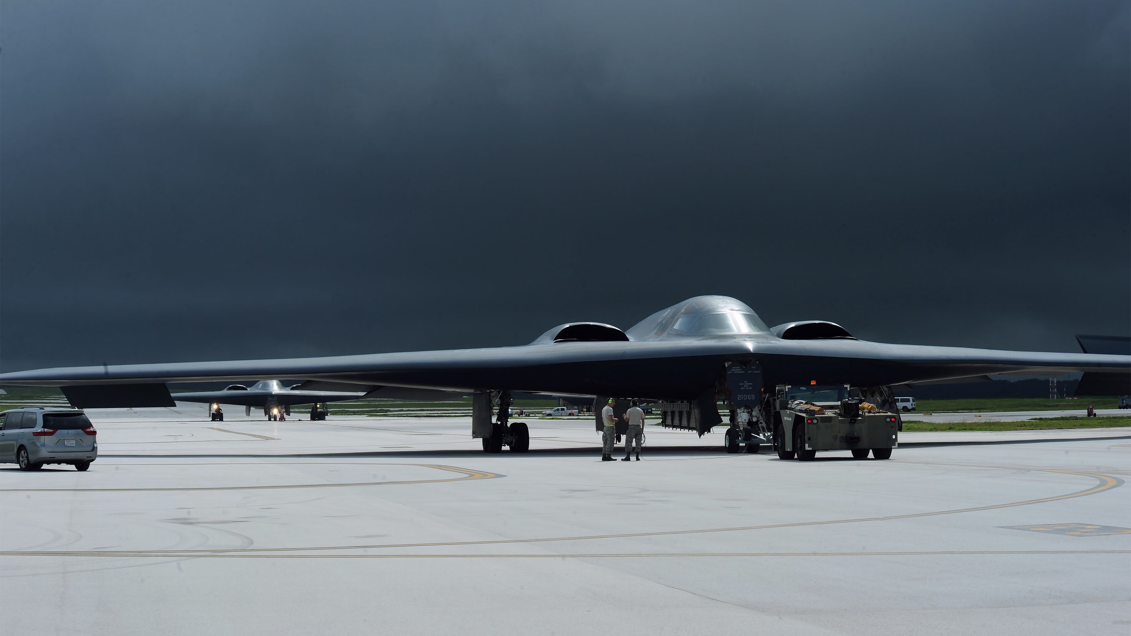 九游(jiuyou)官方网站-湖人队内部采访曝光 球员日常生活揭秘，湖人队的所有人员